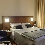 First Malpensa מלון 4*