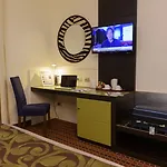 מלון First Malpensa 4*