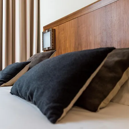 Otel First Malpensa 4*