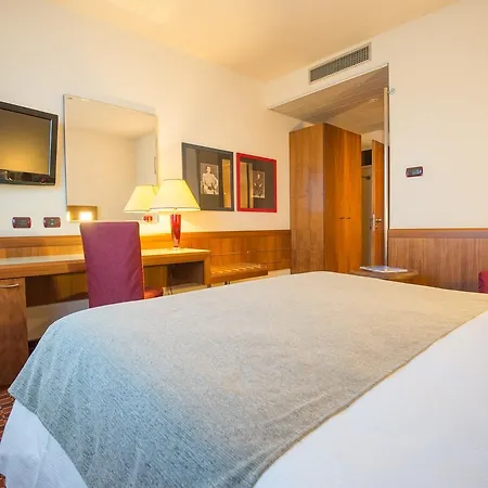 호텔 파스트 말펜사 카세 누오베